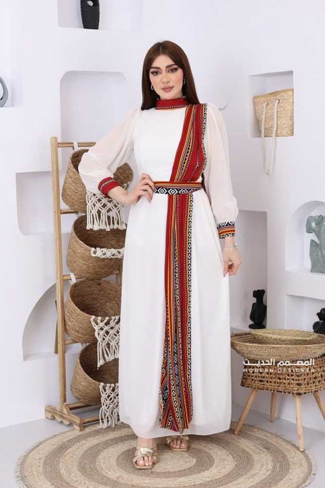 بليزر عباية رسمي بكسرات على الجاكار الياباني ستايل أنيق للعمل والمقابلات